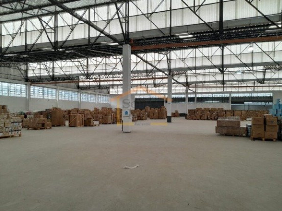 Imagem Galpão à Venda ou Locação, 7.745 m² em Cumbica - Guarulhos Imagem Galpão à Venda ou Locação, 7.745 m² em Cumbica - Guarulhos