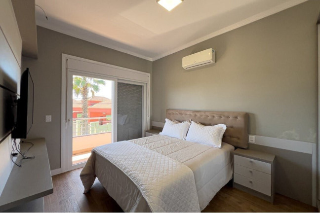 Imagem Casa com 4 Quartos à Venda, 267 m² em Centro - Xangri-lá