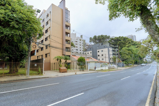 Imagem Apartamento com 3 Quartos à Venda, 105 m² em Cabral - Curitiba Imagem Apartamento com 3 Quartos à Venda, 105 m² em Cabral - Curitiba