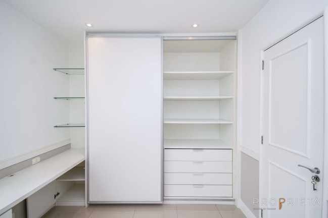Imagem Apartamento com 2 Quartos à Venda, em Humaitá - Rio De Janeiro Imagem Apartamento com 2 Quartos à Venda, em Humaitá - Rio De Janeiro