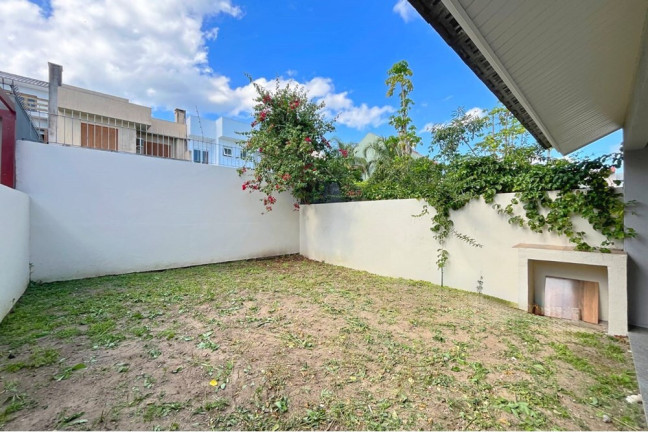 Imagem Casa com 3 Quartos à Venda, 230 m² em Hípica - Porto Alegre Imagem Casa com 3 Quartos à Venda, 230 m² em Hípica - Porto Alegre