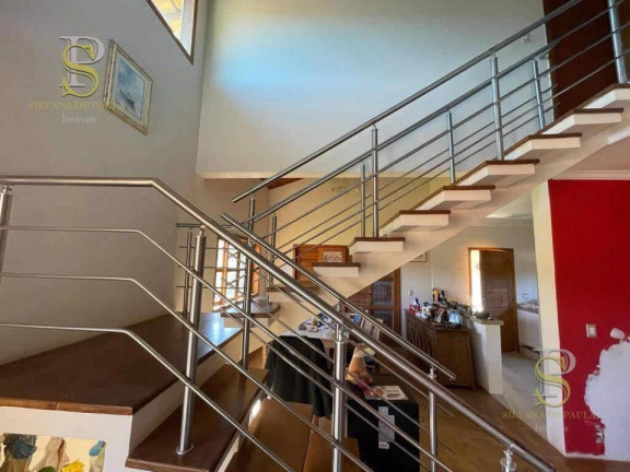 Imagem Casa com 3 Quartos à Venda, 250 m² em Jardim Sun Valley - Mairiporã Imagem Casa com 3 Quartos à Venda, 250 m² em Jardim Sun Valley - Mairiporã