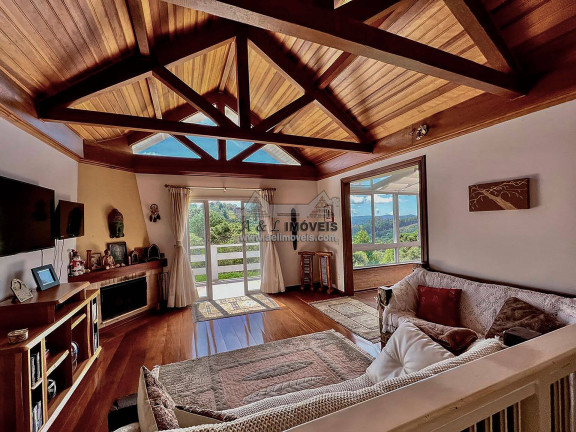 Casa com 3 Quartos à Venda, 189 m² em Alto Boa Vista - Campos Do Jordão