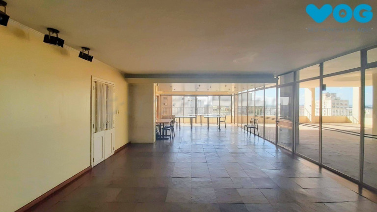 Imagem Imóvel com 3 Quartos à Venda, 262 m² em Moinhos De Vento - Porto Alegre Imagem Imóvel com 3 Quartos à Venda, 262 m² em Moinhos De Vento - Porto Alegre
