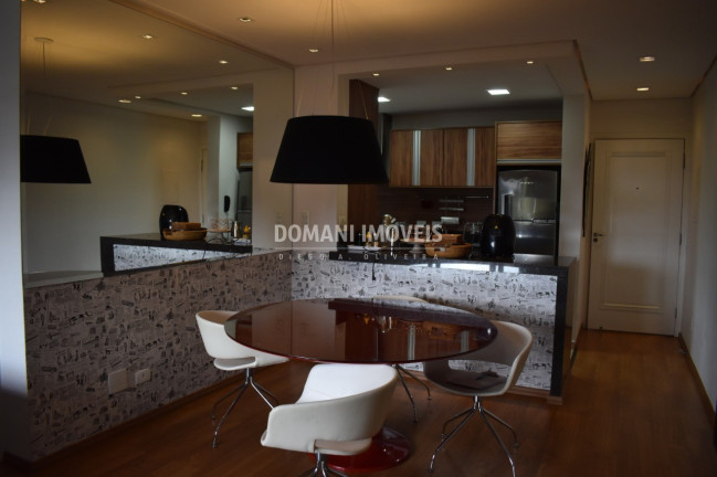 Imagem Imóvel com 3 Quartos à Venda, 132 m² em Região Do Jaguaribe - Campos Do Jordão Imagem Imóvel com 3 Quartos à Venda, 132 m² em Região Do Jaguaribe - Campos Do Jordão