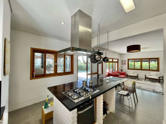 Imagem Casa com 5 Quartos à Venda, 302 m² em Golf Village - Carapicuíba