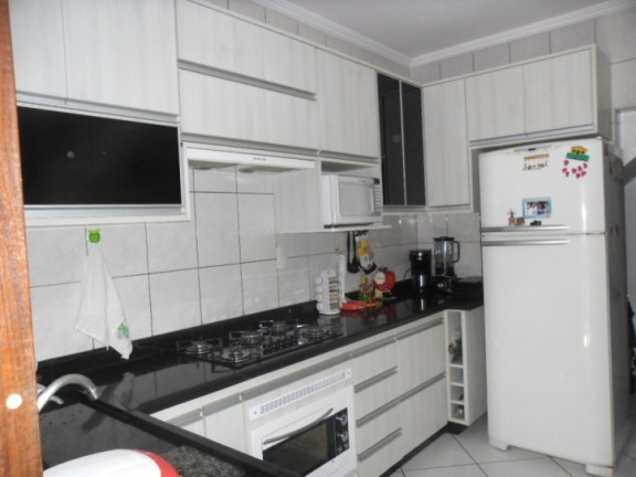 Imagem Casa com 3 Quartos à Venda, 140 m² em Pq. Dos Principes - Jacareí