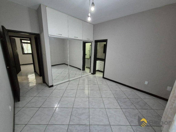 Imagem Casa com 3 Quartos à Venda, 220 m² em Garcia - Blumenau Imagem Casa com 3 Quartos à Venda, 220 m² em Garcia - Blumenau