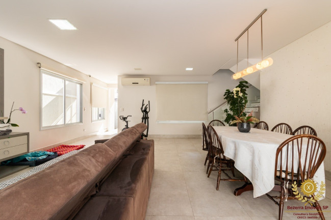 Imagem Casa com 3 Quartos à Venda, 256 m² em Jardim Franca - São Paulo Imagem Casa com 3 Quartos à Venda, 256 m² em Jardim Franca - São Paulo