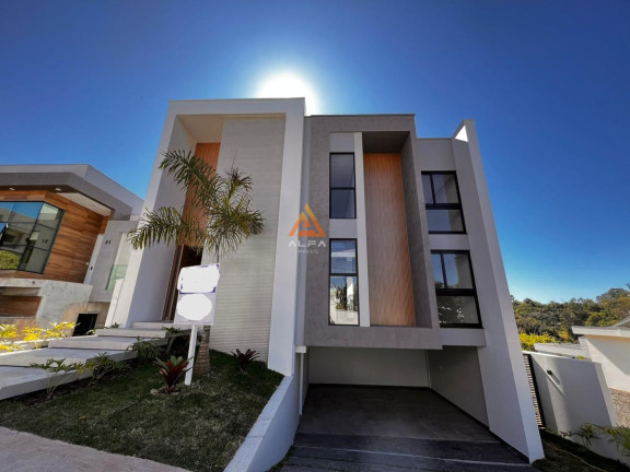 Imagem Casa de Condomínio com 4 Quartos à Venda, 315 m² em São José - Barbacena