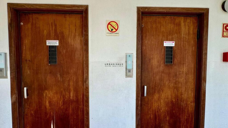 Imagem Apartamento com 3 Quartos à Venda, 90 m² em Centro Histórico - Porto Alegre Imagem Apartamento com 3 Quartos à Venda, 90 m² em Centro Histórico - Porto Alegre