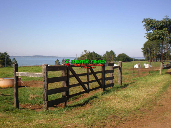 Imagem Fazenda à Venda, 580 m² em área Rural De Avaré - Avaré Imagem Fazenda à Venda, 580 m² em área Rural De Avaré - Avaré