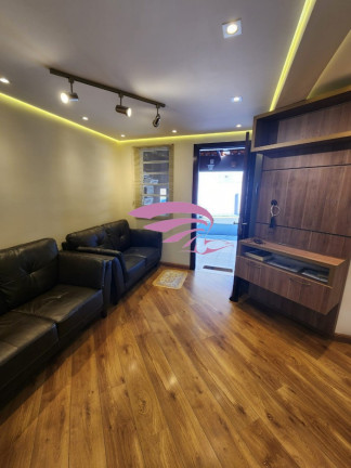 Imagem Casa com 3 Quartos à Venda, 120 m² em Alto Boqueirão - Curitiba
