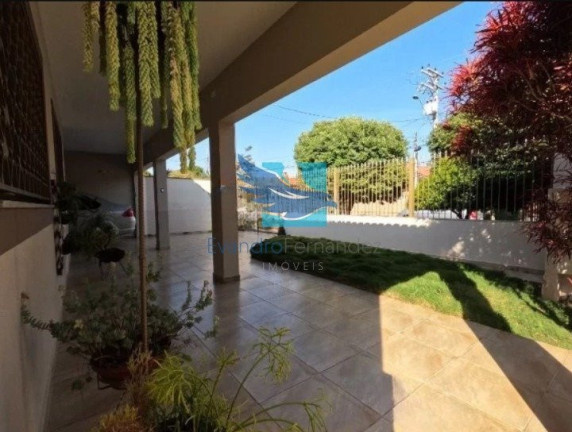 Imagem Casa com 3 Quartos à Venda, 176 m² em Jardim Mariluz - São Pedro