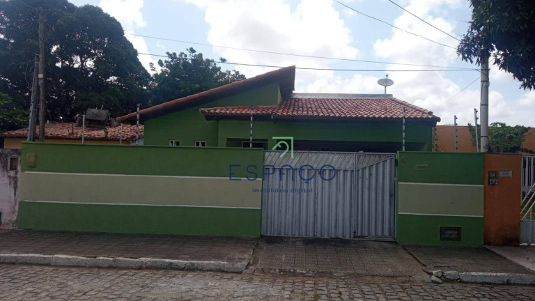 Casa com 4 Quartos à Venda, 140 m² em Pitimbu - Natal