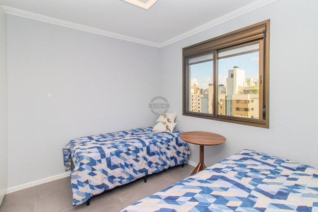 Apartamento com 2 Quartos à Venda, 74 m² em Petrópolis - Porto Alegre
