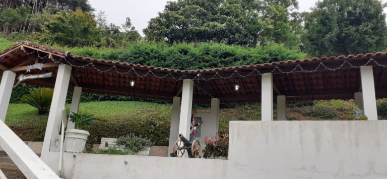 Imagem Chácara com 7 Quartos à Venda, 1.800 m² em Zona Rural - Cunha Imagem Chácara com 7 Quartos à Venda, 1.800 m² em Zona Rural - Cunha