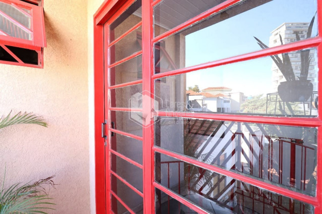 Imagem Casa com 8 Quartos à Venda, 500 m² em Vila Ipojuca - São Paulo Imagem Casa com 8 Quartos à Venda, 500 m² em Vila Ipojuca - São Paulo