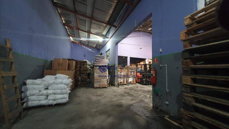 Imagem Galpão à Venda, 750 m² em Cidade Industrial Satélite De São Paulo - Guarulhos Imagem Galpão à Venda, 750 m² em Cidade Industrial Satélite De São Paulo - Guarulhos