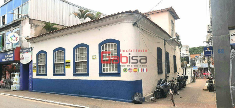 Casa com 8 Quartos para Alugar, 150 m² em Centro - Cabo Frio