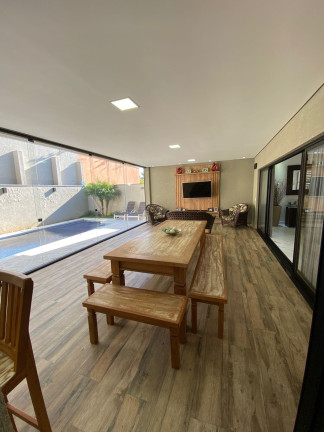Imagem Casa com 5 Quartos à Venda, 530 m² em Alphaville - Santana De Parnaíba Imagem Casa com 5 Quartos à Venda, 530 m² em Alphaville - Santana De Parnaíba