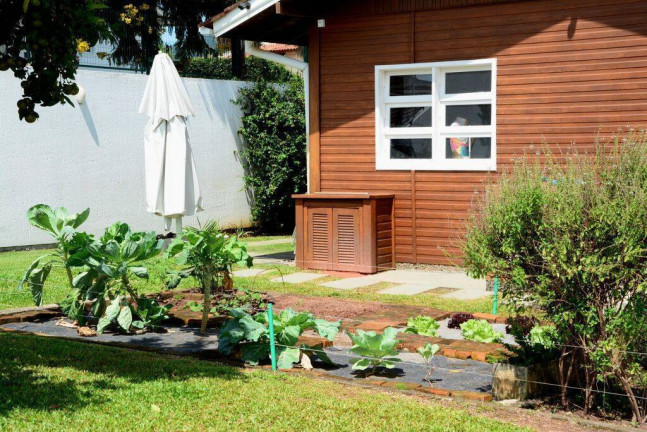 Imagem Casa com 4 Quartos à Venda, 400 m² em Lagoa Da Conceição - Florianópolis Imagem Casa com 4 Quartos à Venda, 400 m² em Lagoa Da Conceição - Florianópolis