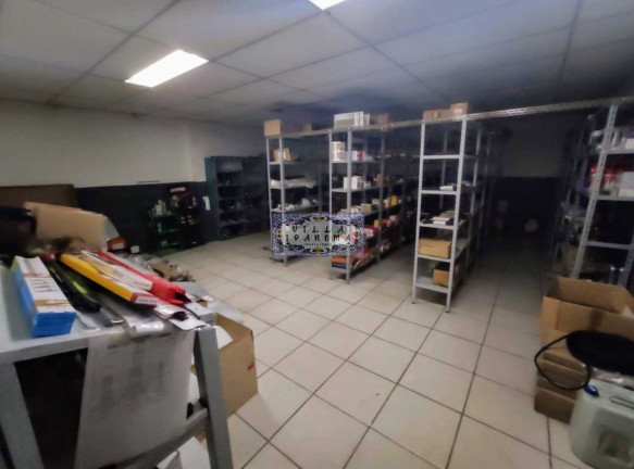 Imagem Galpão à Venda ou Locação, 2.047 m² em São Cristóvão - Rio De Janeiro Imagem Galpão à Venda ou Locação, 2.047 m² em São Cristóvão - Rio De Janeiro