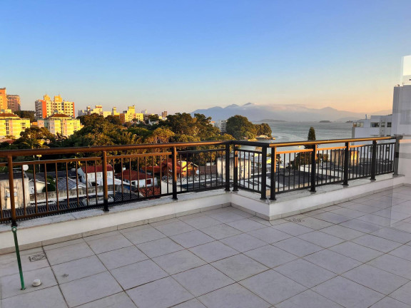 Apartamento com 3 Quartos para Alugar, 245 m² em Abraão - Florianópolis