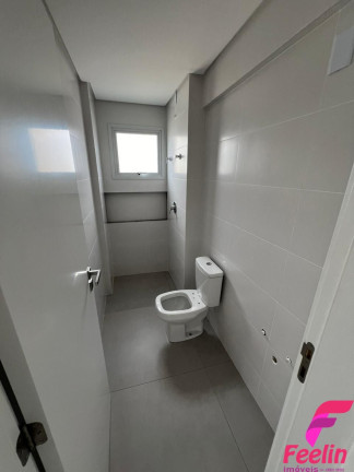 Imagem Apartamento com 2 Quartos à Venda, 79 m² em Barreiros - São José