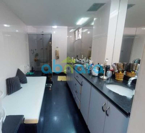 Imagem Apartamento com 4 Quartos à Venda, 430 m² em Copacabana - Rio De Janeiro Imagem Apartamento com 4 Quartos à Venda, 430 m² em Copacabana - Rio De Janeiro