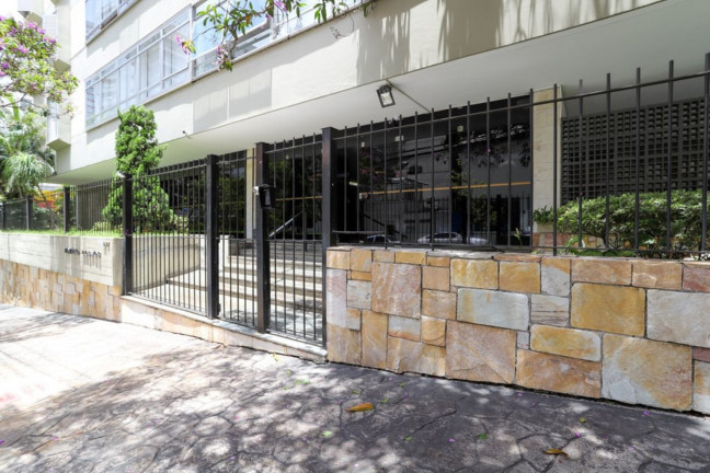 Imagem Imóvel com 3 Quartos à Venda, 232 m² em Jardim América - São Paulo
