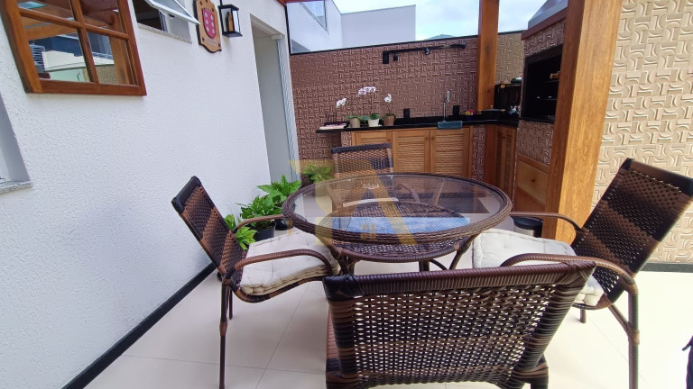 Imagem Imóvel com 3 Quartos à Venda, 156 m² em Areias De Palhocinha - Garopaba Imagem Imóvel com 3 Quartos à Venda, 156 m² em Areias De Palhocinha - Garopaba