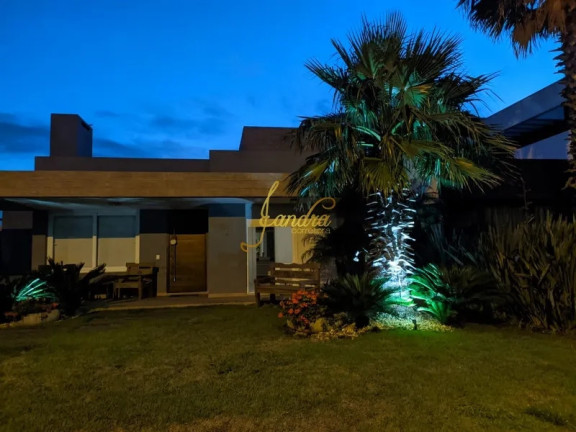 Imagem Casa de Condomínio com 3 Quartos à Venda, 254 m² em Centro - Xangri-la