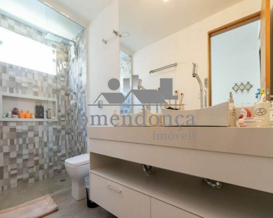 Imagem Apartamento com 2 Quartos à Venda, 90 m² em Pinheiros - São Paulo Imagem Apartamento com 2 Quartos à Venda, 90 m² em Pinheiros - São Paulo