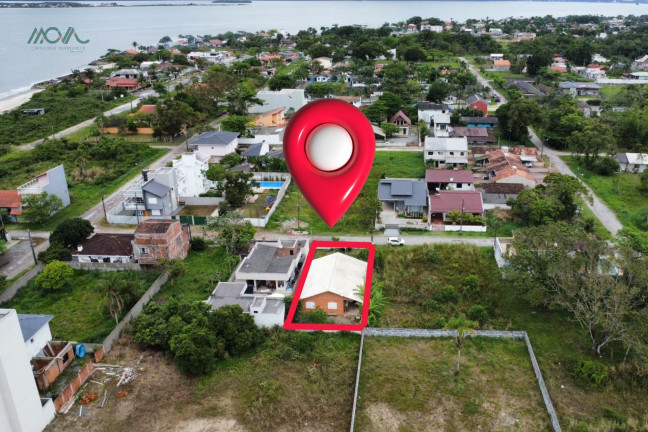 Imagem Casa com 3 Quartos à Venda, 118 m² em Brandalize - Itapoá
