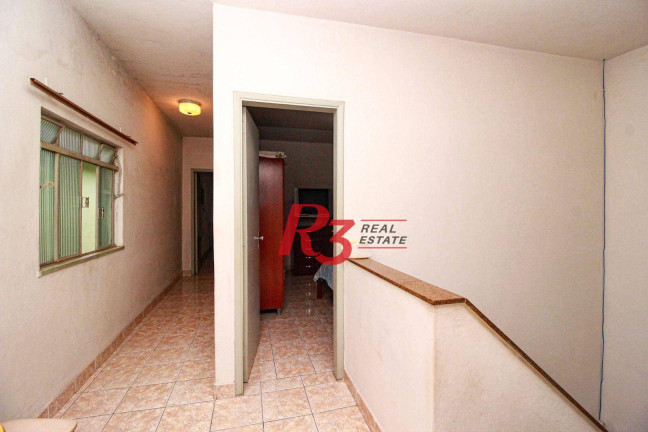 Imagem Sobrado com 4 Quartos à Venda, 254 m² em Marapé - Santos