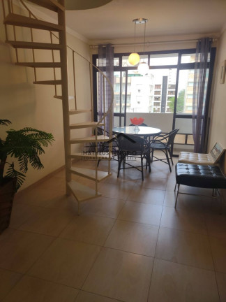 Imagem Cobertura com 3 Quartos à Venda, 150 m²
