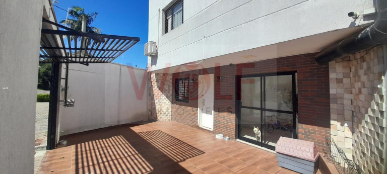 Imagem Casa de Condomínio com 3 Quartos à Venda, 130 m² em Santa Cândida - Curitiba Imagem Casa de Condomínio com 3 Quartos à Venda, 130 m² em Santa Cândida - Curitiba