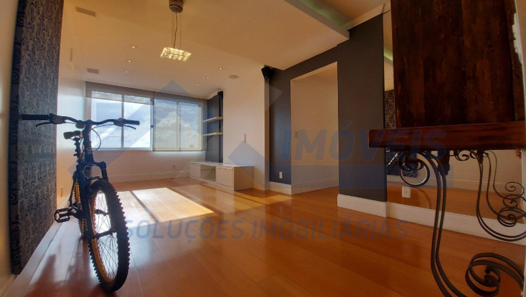 Imagem Apartamento com 3 Quartos à Venda, 109 m² em Floresta - Porto Alegre Imagem Apartamento com 3 Quartos à Venda, 109 m² em Floresta - Porto Alegre
