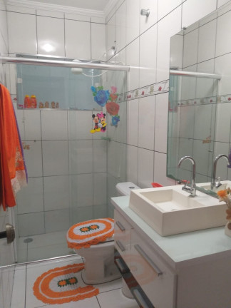 Imagem Sobrado com 3 Quartos à Venda, 182 m² em Residencial Pasin - Pindamonhangaba
