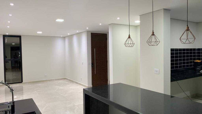 Imagem Casa com 3 Quartos à Venda, em Cajuru Do Sul - Sorocaba Imagem Casa com 3 Quartos à Venda, em Cajuru Do Sul - Sorocaba