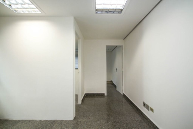 Imagem Sala Comercial à Venda, 28 m² em Itaim Bibi - São Paulo Imagem Sala Comercial à Venda, 28 m² em Itaim Bibi - São Paulo