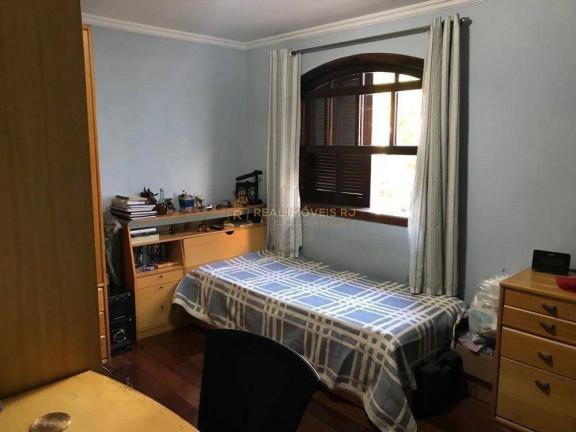 Imagem Casa com 6 Quartos à Venda, 750 m² em Anil - Rio De Janeiro Imagem Casa com 6 Quartos à Venda, 750 m² em Anil - Rio De Janeiro