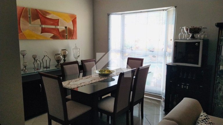 Imagem Casa de Condomínio com 3 Quartos à Venda, 180 m² em Tamboré - Santana De Parnaíba