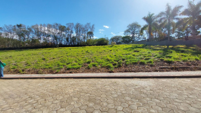Imagem Terreno à Venda, 894 m² em Jardim América - Bragança Paulista Imagem Terreno à Venda, 894 m² em Jardim América - Bragança Paulista