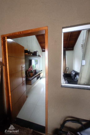 Imagem Casa com 2 Quartos à Venda, 160 m² em Tiradentes - Campo Grande