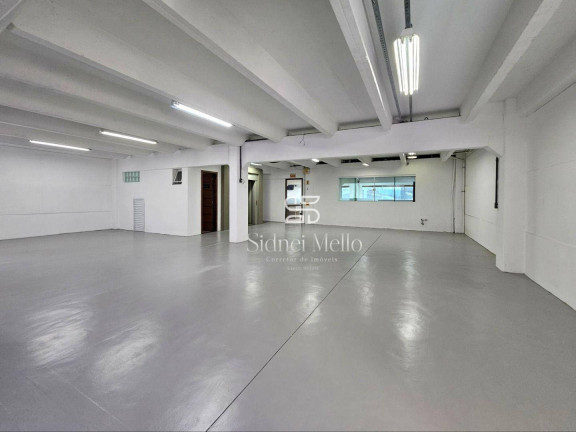 Imagem Galpão para Alugar, 850 m² em Centro - Balneário Camboriú Imagem Galpão para Alugar, 850 m² em Centro - Balneário Camboriú