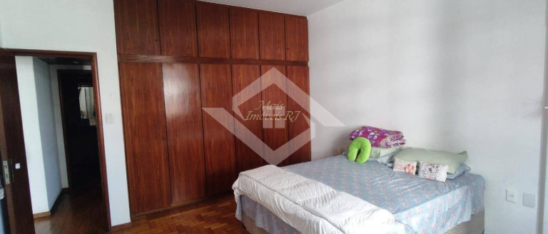 Imagem Apartamento com 3 Quartos à Venda, 200 m² em Icaraí - Niterói Imagem Apartamento com 3 Quartos à Venda, 200 m² em Icaraí - Niterói
