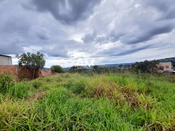 Imóvel à Venda, 360 m² em Jardim De Alah - Mateus Leme