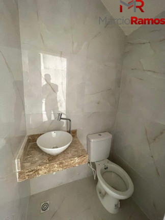 Imagem Casa com 4 Quartos à Venda, 151 m² em Centro - Eusébio